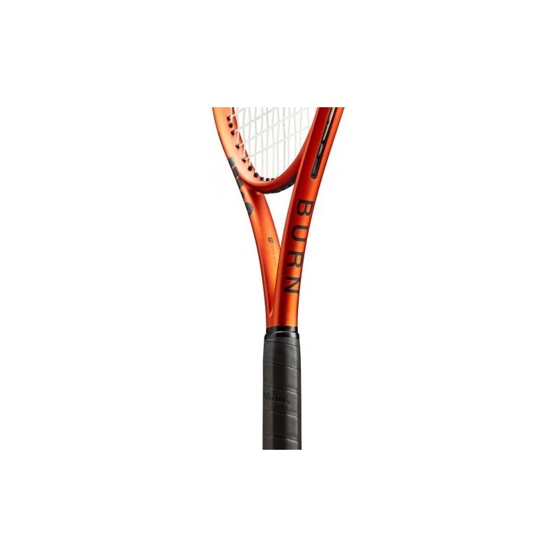 Wilson Burn 100 ULS V4 is a powerful spin-friendly racquet